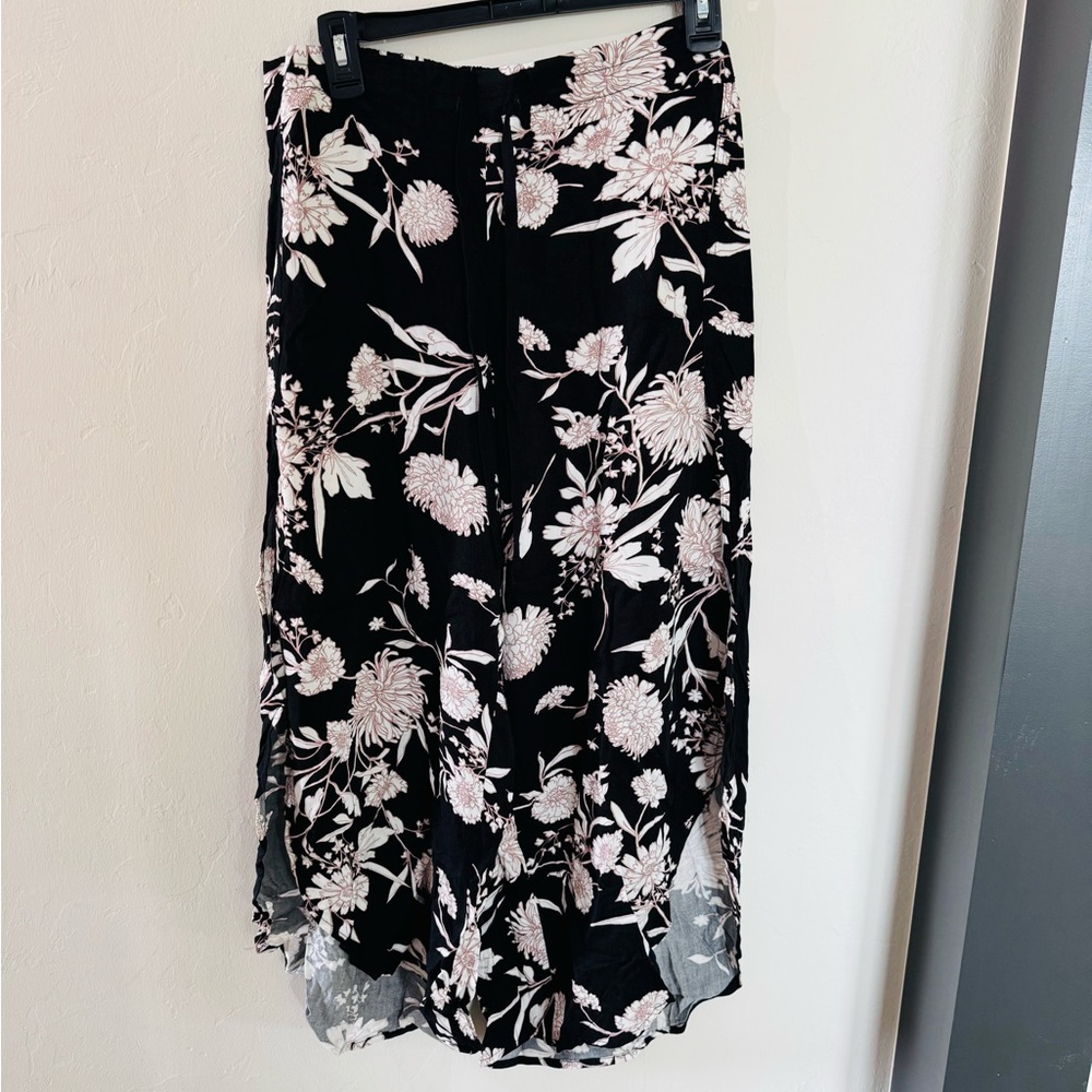 Floral Black and White pants